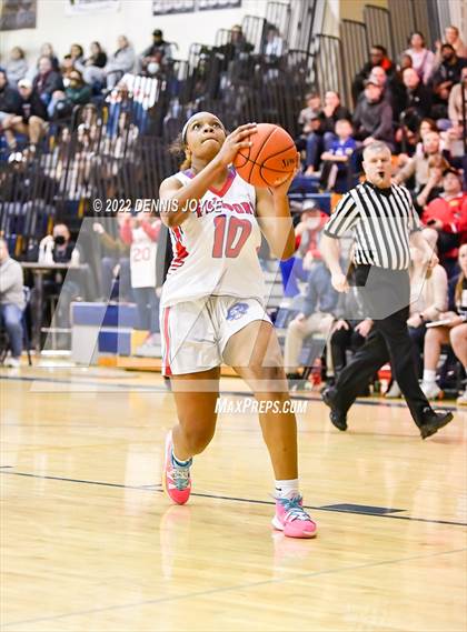Thumbnail 1 in Penfield vs Fairport (NYSPHSAA Section 5 Class AA Semifinal) photogallery.