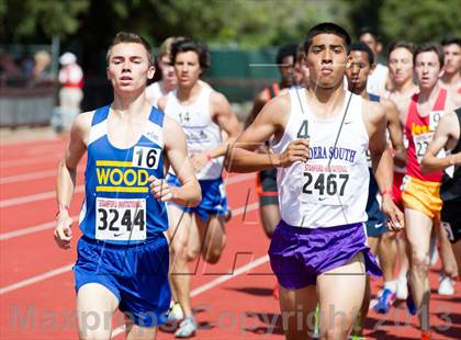 Thumbnail 2 in Stanford Invitational 3000m photogallery.