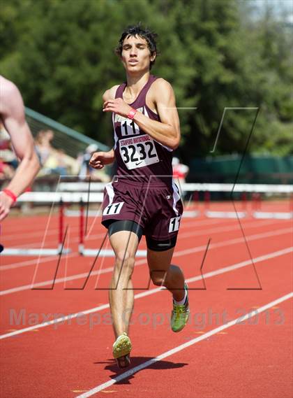 Thumbnail 2 in Stanford Invitational 3000m photogallery.