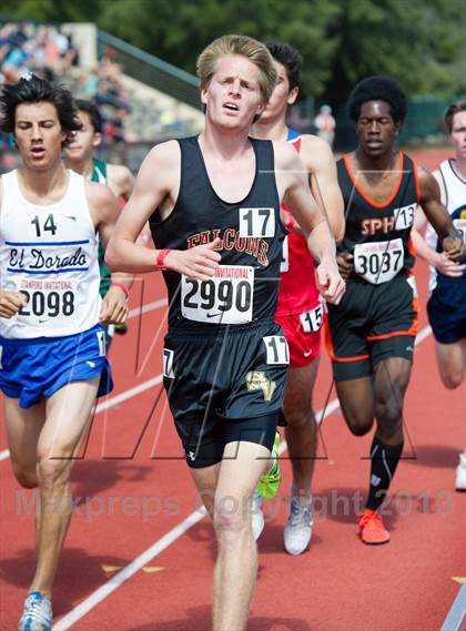 Thumbnail 1 in Stanford Invitational 3000m photogallery.
