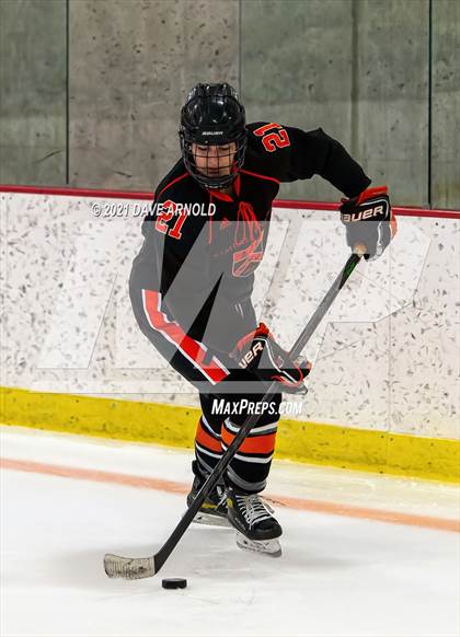 Thumbnail 2 in Kimball Union vs. Phillips Exeter Academy (Exeter Invitational) photogallery.