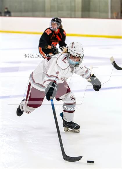 Thumbnail 2 in Kimball Union vs. Phillips Exeter Academy (Exeter Invitational) photogallery.
