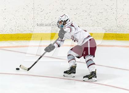 Thumbnail 2 in Kimball Union vs. Phillips Exeter Academy (Exeter Invitational) photogallery.