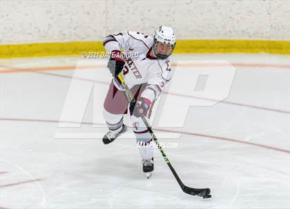 Thumbnail 3 in Kimball Union vs. Phillips Exeter Academy (Exeter Invitational) photogallery.