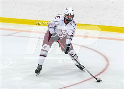 Thumbnail 2 in Kimball Union vs. Phillips Exeter Academy (Exeter Invitational) photogallery.