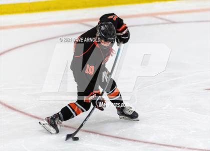 Thumbnail 2 in Kimball Union vs. Phillips Exeter Academy (Exeter Invitational) photogallery.