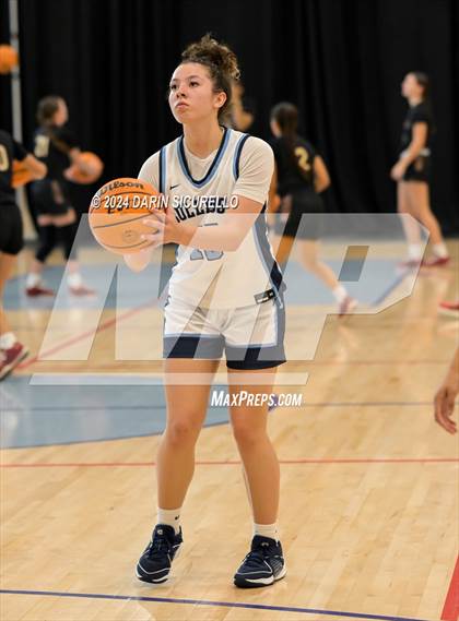 Thumbnail 1 in Mission Hills vs. Centennial  (Nike Tournament of Champions) photogallery.