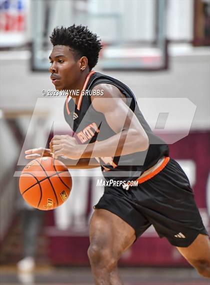 Thumbnail 2 in Queen City vs. Spring Hill (White Oak Tournament) photogallery.