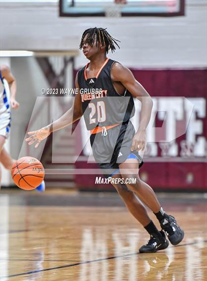Thumbnail 1 in Queen City vs. Spring Hill (White Oak Tournament) photogallery.