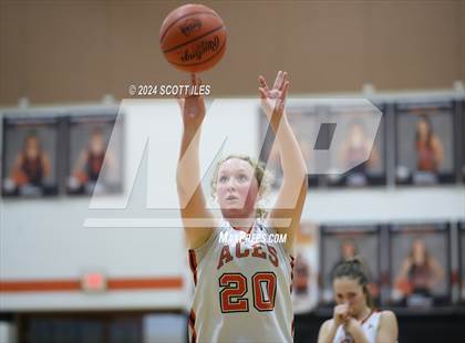 Thumbnail 3 in Fairfield Union @ Amanda-Clearcreek photogallery.