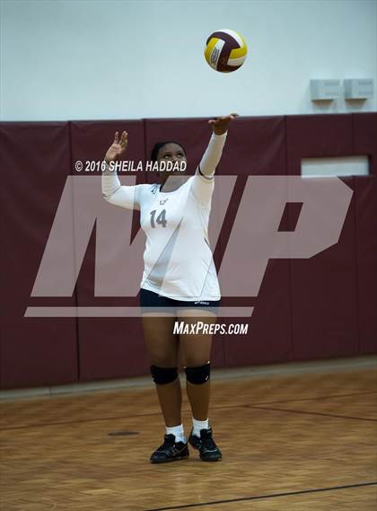 Thumbnail 3 in Admiral Farragut @ Brooks DeBartolo Collegiate photogallery.