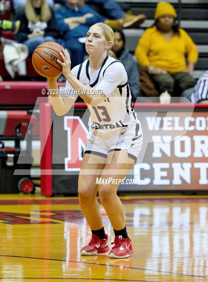 Thumbnail 2 in Avon vs North Central photogallery.