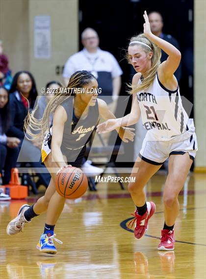 Thumbnail 3 in Avon vs North Central photogallery.