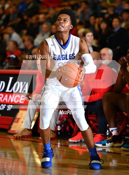 Thumbnail 2 in Santa Margarita vs. Oak Hill Academy (Nike Extravaganza) photogallery.