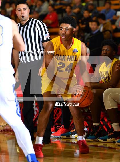Thumbnail 3 in Santa Margarita vs. Oak Hill Academy (Nike Extravaganza) photogallery.