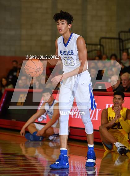 Thumbnail 2 in Santa Margarita vs. Oak Hill Academy (Nike Extravaganza) photogallery.