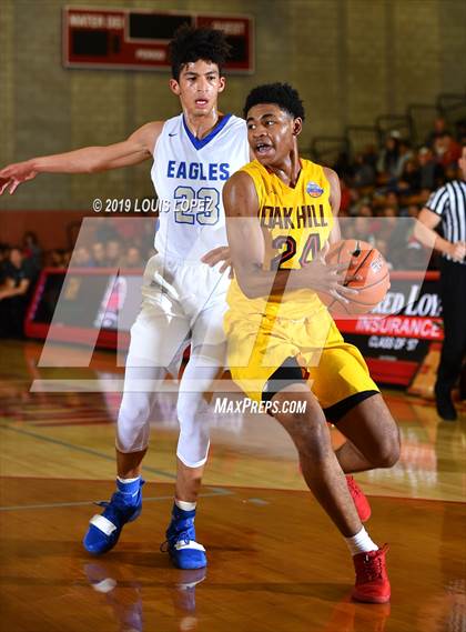 Thumbnail 2 in Santa Margarita vs. Oak Hill Academy (Nike Extravaganza) photogallery.