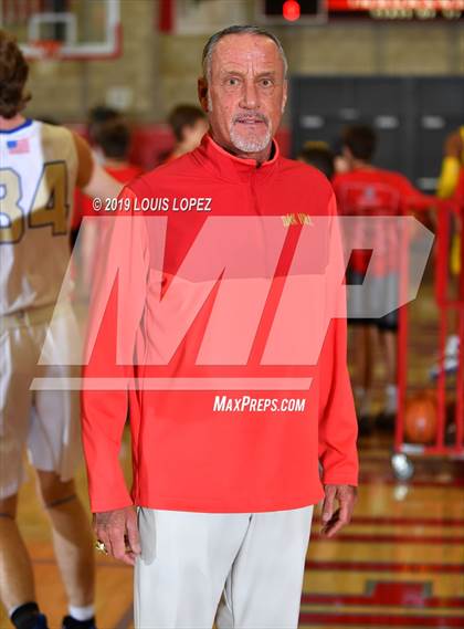 Thumbnail 1 in Santa Margarita vs. Oak Hill Academy (Nike Extravaganza) photogallery.