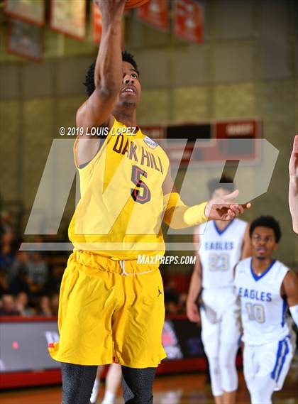 Thumbnail 2 in Santa Margarita vs. Oak Hill Academy (Nike Extravaganza) photogallery.