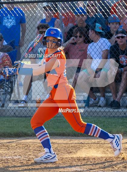 Thumbnail 3 in Silver Creek @ Connersville (IHSAA 3A Regional Championship) photogallery.