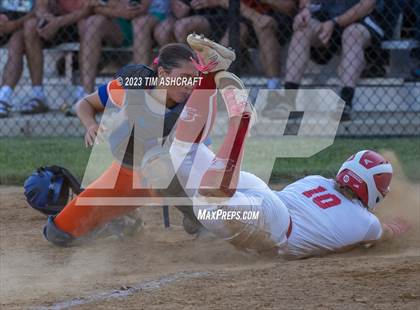 Thumbnail 2 in Silver Creek @ Connersville (IHSAA 3A Regional Championship) photogallery.