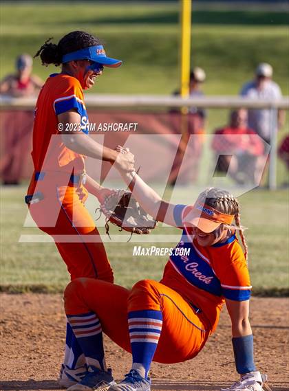 Thumbnail 3 in Silver Creek @ Connersville (IHSAA 3A Regional Championship) photogallery.