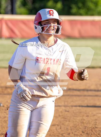 Thumbnail 1 in Silver Creek @ Connersville (IHSAA 3A Regional Championship) photogallery.