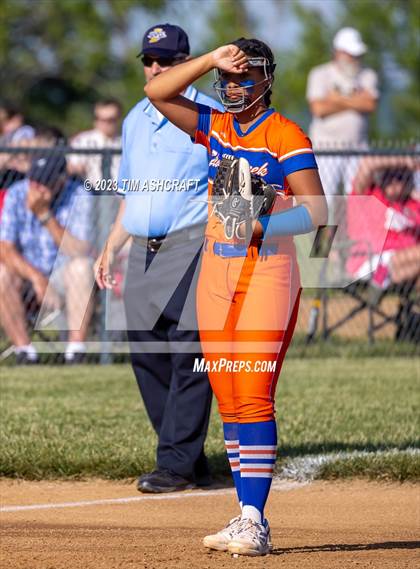 Thumbnail 3 in Silver Creek @ Connersville (IHSAA 3A Regional Championship) photogallery.