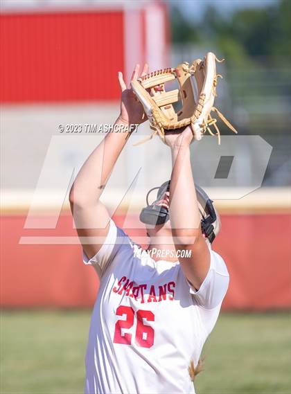 Thumbnail 1 in Silver Creek @ Connersville (IHSAA 3A Regional Championship) photogallery.