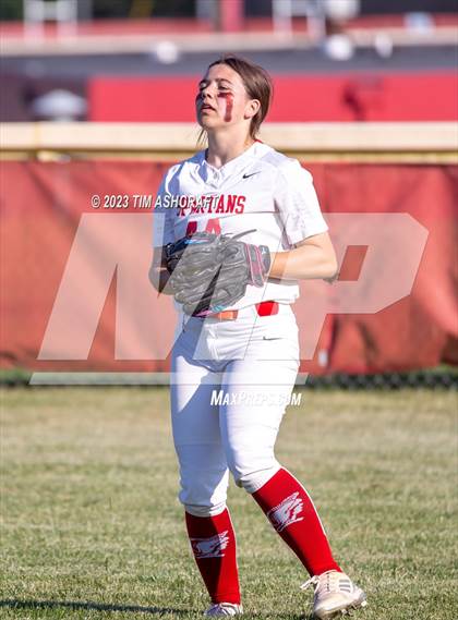 Thumbnail 1 in Silver Creek @ Connersville (IHSAA 3A Regional Championship) photogallery.
