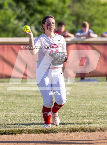 Thumbnail 3 in Silver Creek @ Connersville (IHSAA 3A Regional Championship) photogallery.