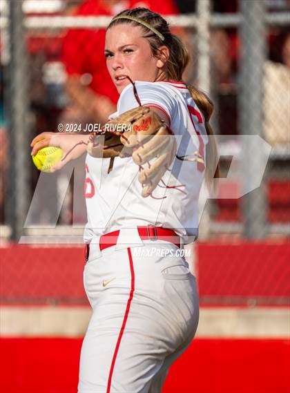 Thumbnail 2 in Katy vs. Kingwood (UIL Softball 6A Region 3 Final) photogallery.