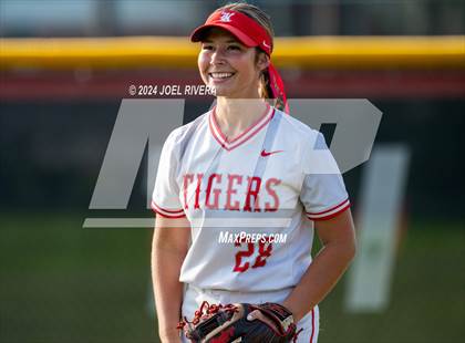 Thumbnail 3 in Katy vs. Kingwood (UIL Softball 6A Region 3 Final) photogallery.