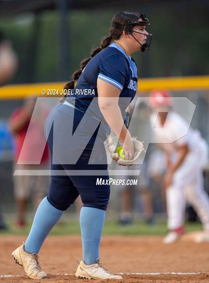 Thumbnail 1 in Katy vs. Kingwood (UIL Softball 6A Region 3 Final) photogallery.