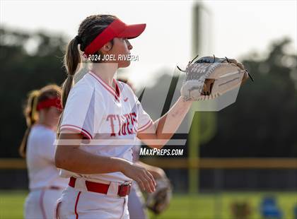 Thumbnail 3 in Katy vs. Kingwood (UIL Softball 6A Region 3 Final) photogallery.