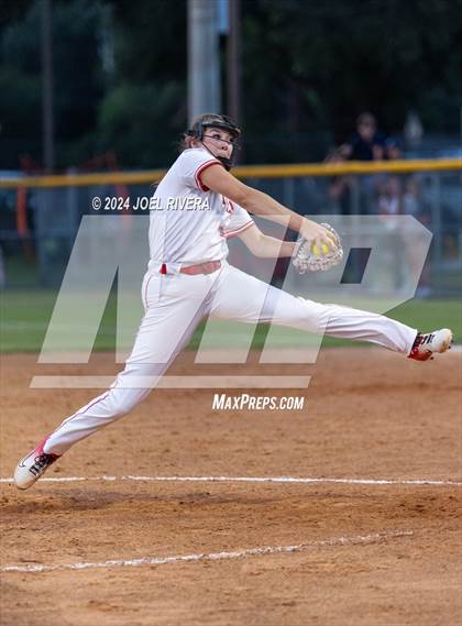 Thumbnail 2 in Katy vs. Kingwood (UIL Softball 6A Region 3 Final) photogallery.