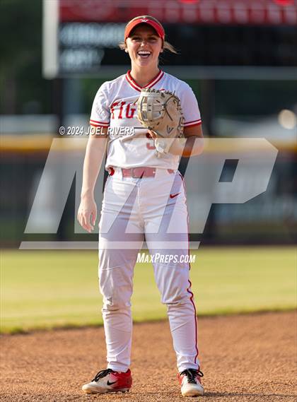 Thumbnail 2 in Katy vs. Kingwood (UIL Softball 6A Region 3 Final) photogallery.