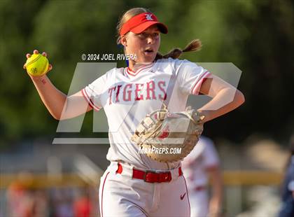 Thumbnail 2 in Katy vs. Kingwood (UIL Softball 6A Region 3 Final) photogallery.