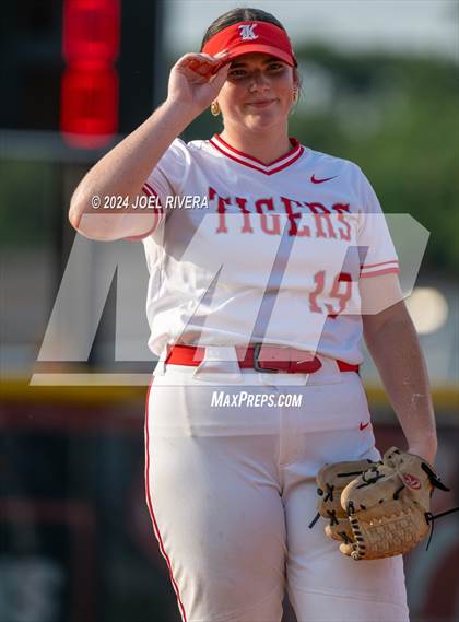 Thumbnail 2 in Katy vs. Kingwood (UIL Softball 6A Region 3 Final) photogallery.