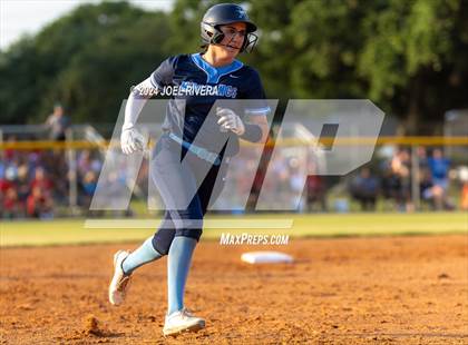 Thumbnail 1 in Katy vs. Kingwood (UIL Softball 6A Region 3 Final) photogallery.