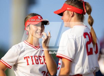 Thumbnail 1 in Katy vs. Kingwood (UIL Softball 6A Region 3 Final) photogallery.