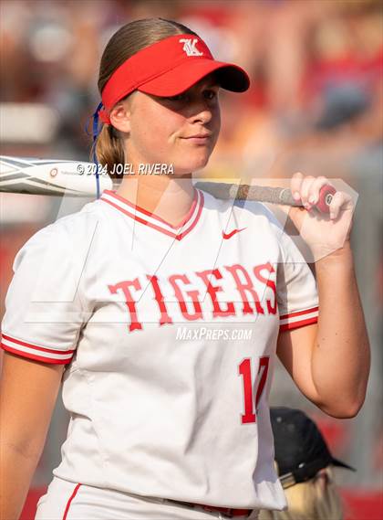 Thumbnail 1 in Katy vs. Kingwood (UIL Softball 6A Region 3 Final) photogallery.