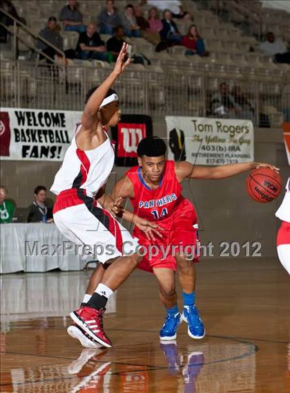 Thumbnail 1 in Duncanville @ Martin (Whataburger Tournament) photogallery.