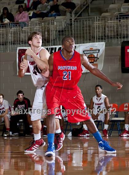 Thumbnail 2 in Duncanville @ Martin (Whataburger Tournament) photogallery.