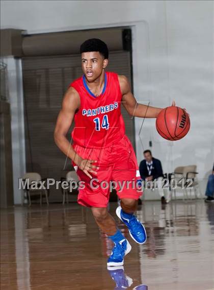 Thumbnail 2 in Duncanville @ Martin (Whataburger Tournament) photogallery.