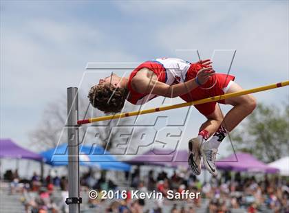 Thumbnail 3 in CHSAA Track and Field Championships photogallery.