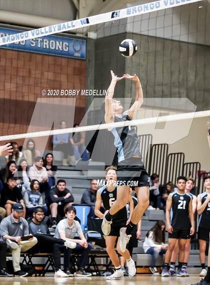 Thumbnail 1 in Venice High @ Clovis North photogallery.