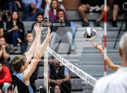 Thumbnail 2 in Venice High @ Clovis North photogallery.