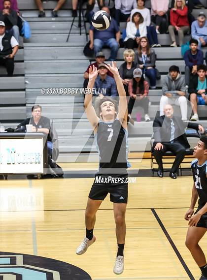 Thumbnail 1 in Venice High @ Clovis North photogallery.