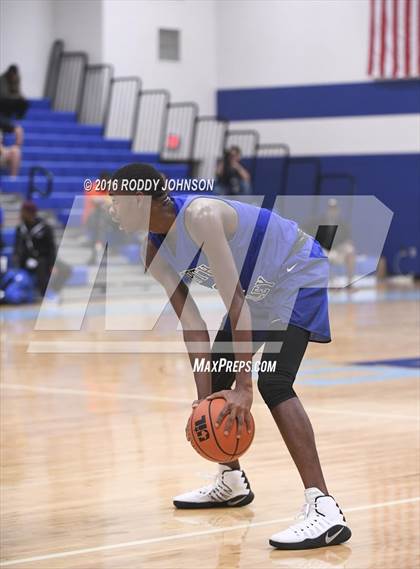Thumbnail 2 in North Crowley vs. Pearland (McDonald's Texas Invitational)  photogallery.